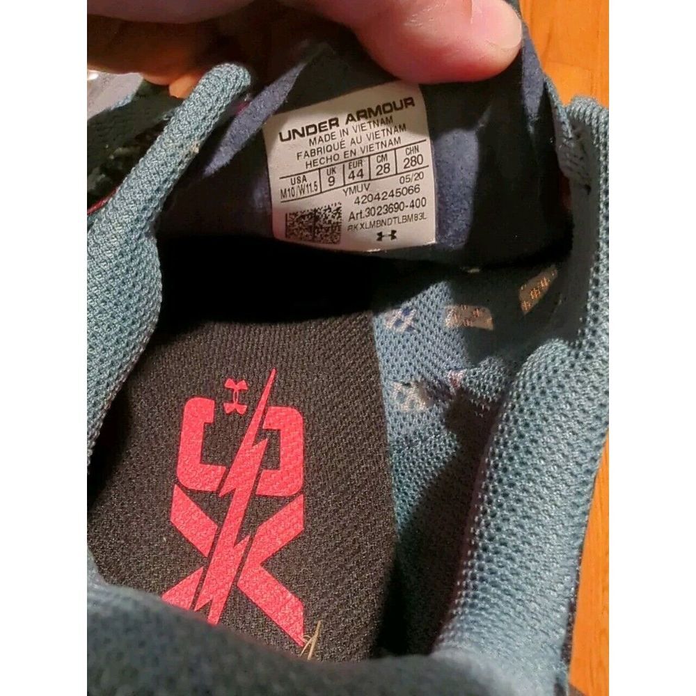 Men 10/ Women's 11.5 - Under Armour Spike Low‎  Blue Black Pink/Salmon - Picture 7 of 8